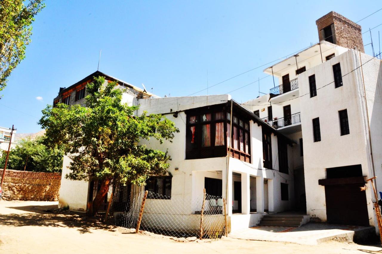 Hotel Jan Palace Leh Exterior photo